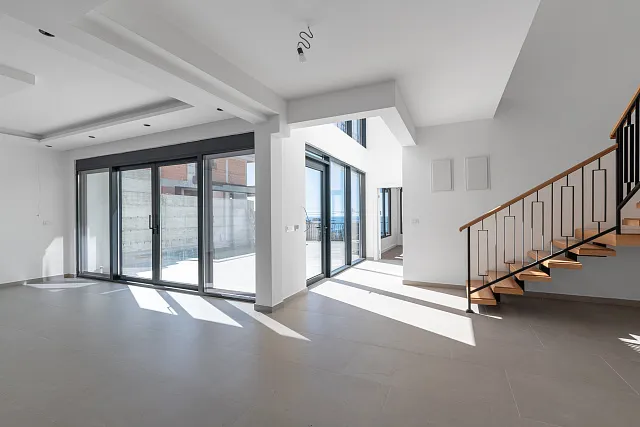 Zwei Luxusvillen in Utjeha, 250 m², mit Garage — photo 11